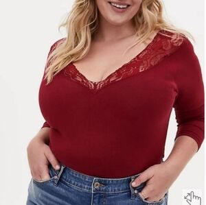Torrid 6X Red Lace V Neck Fitted Long Sleeve Blouse Top NEW